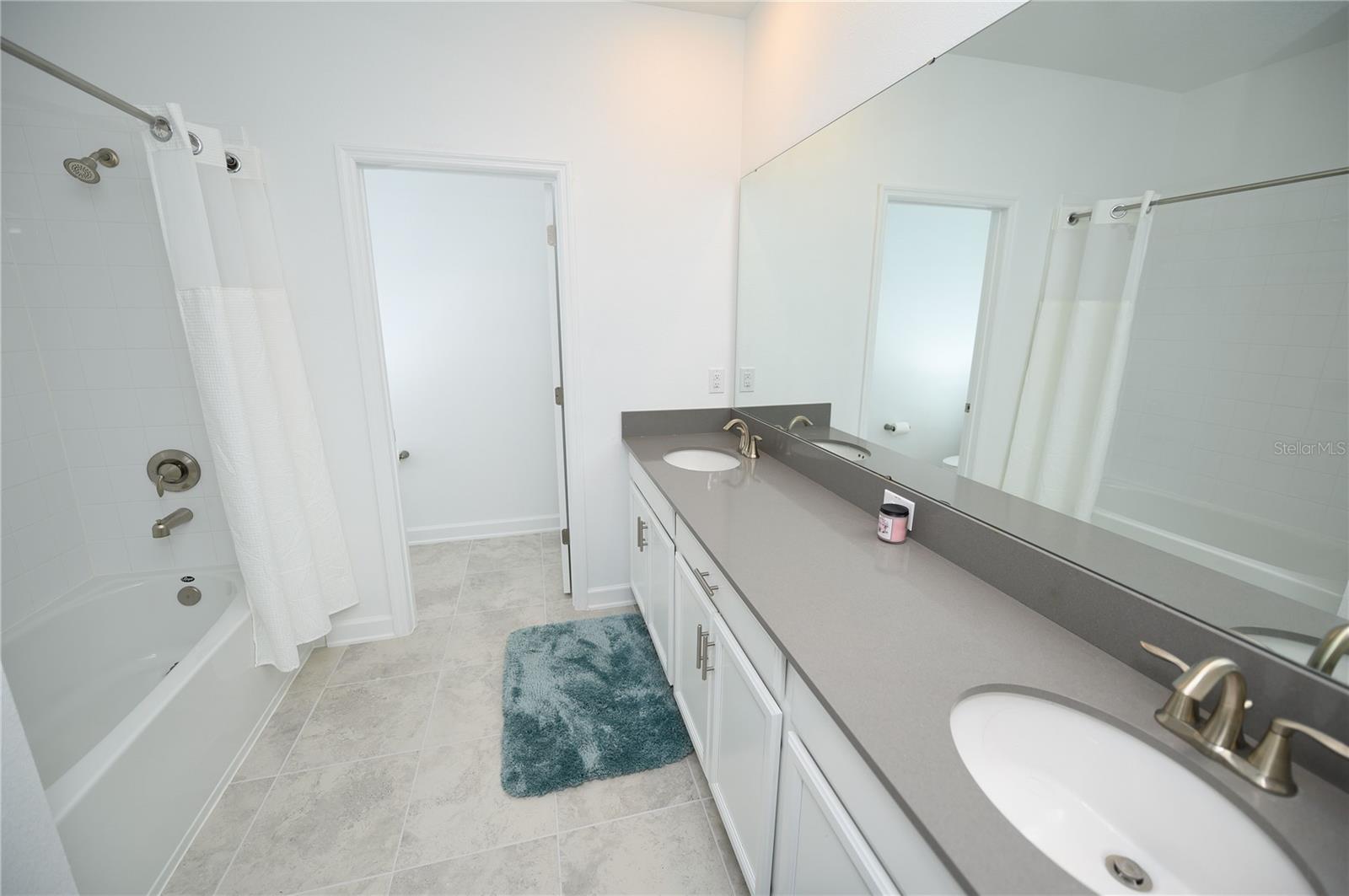Image 16 of 16 For 3027 Addison Boulevard