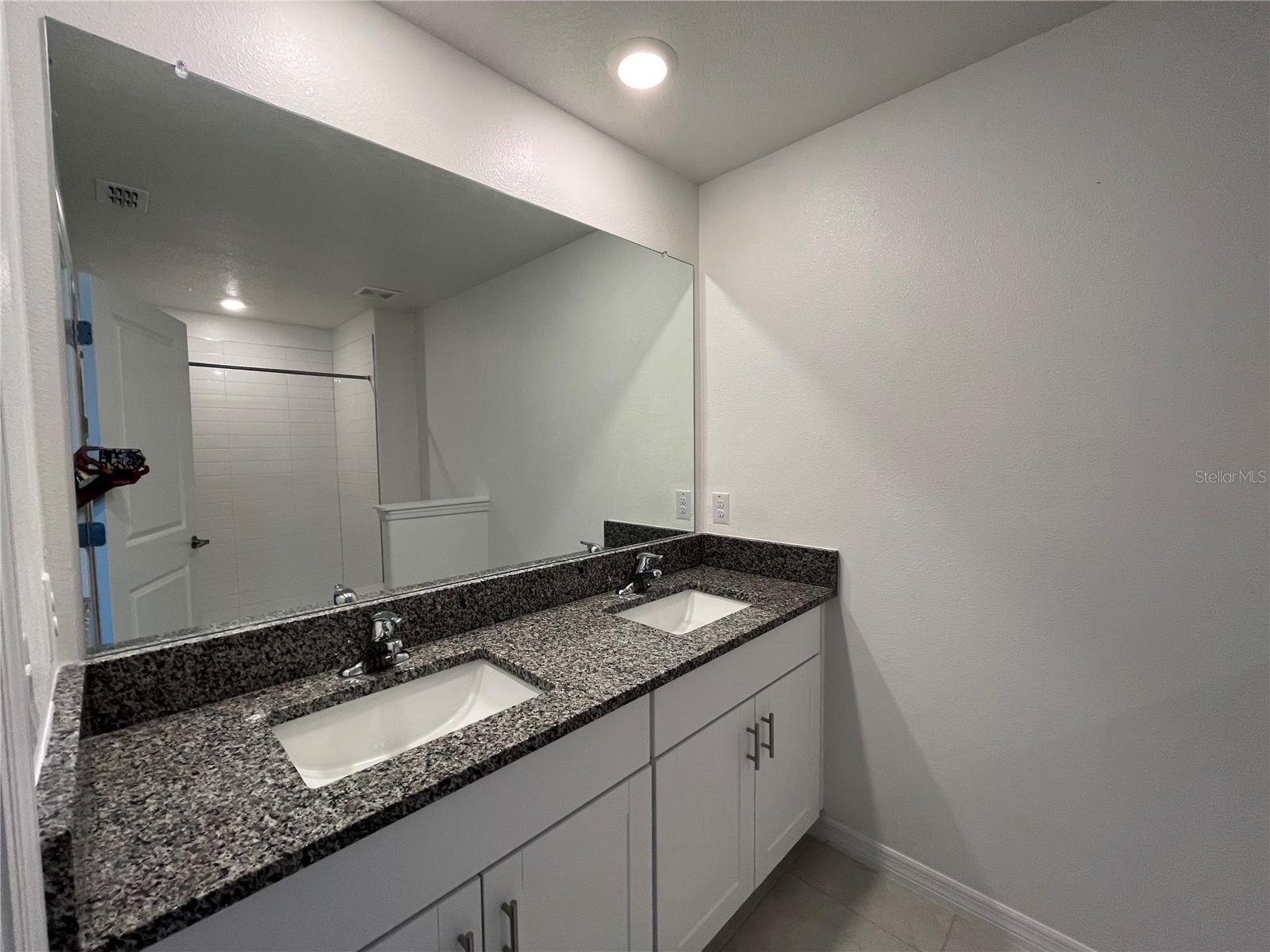 Image 18 of 29 For 30680 Veridian Way