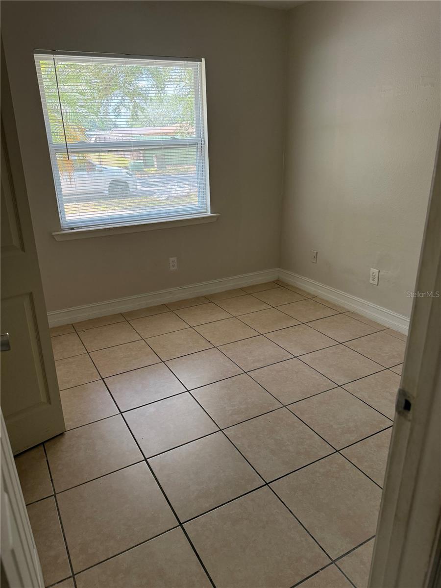 Image 7 of 8 For 4609 Marbello Boulevard