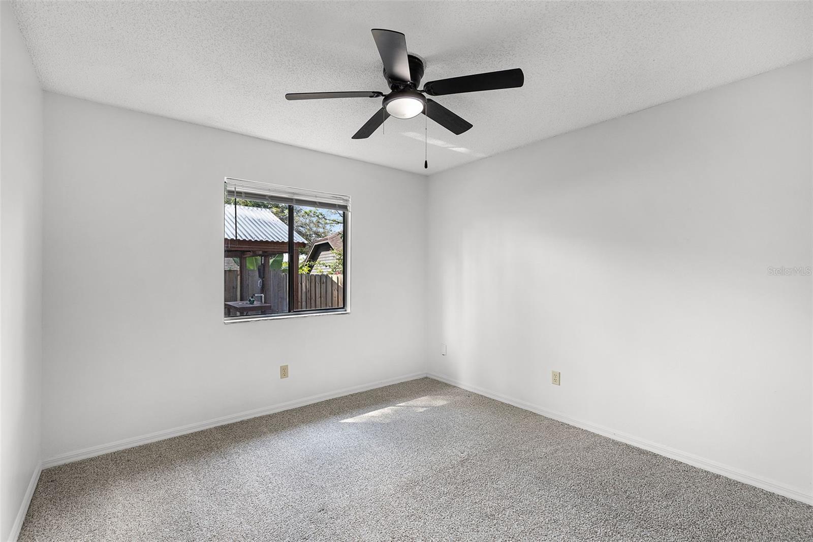 Image 19 of 60 For 717 Pine Terrace