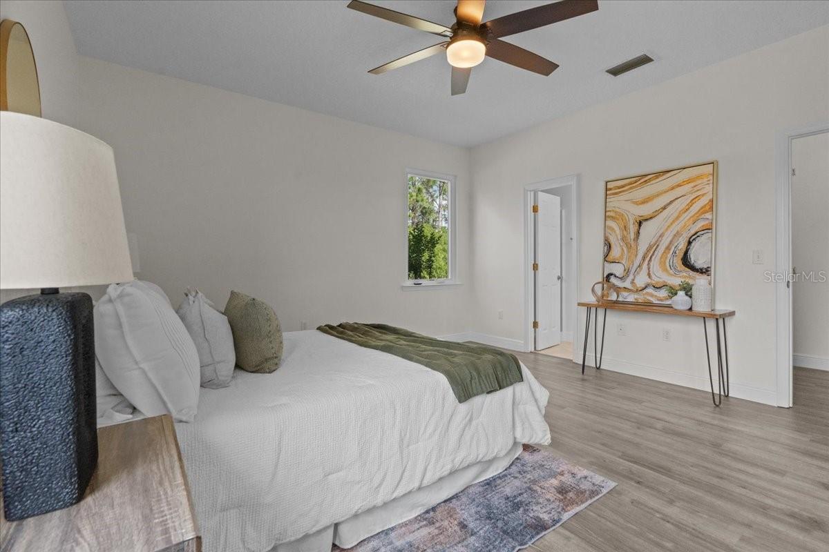 Image 21 of 43 For 19204 Paddock Street