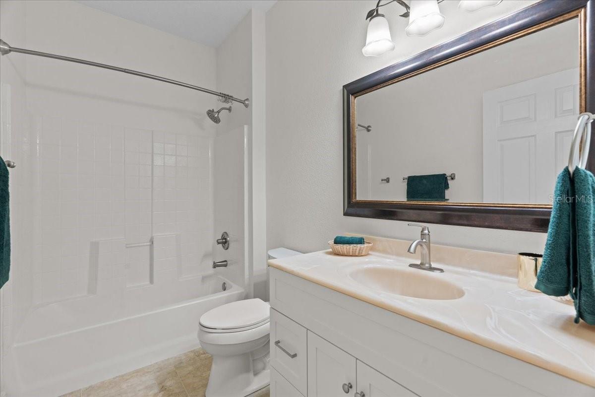 Image 26 of 43 For 19204 Paddock Street