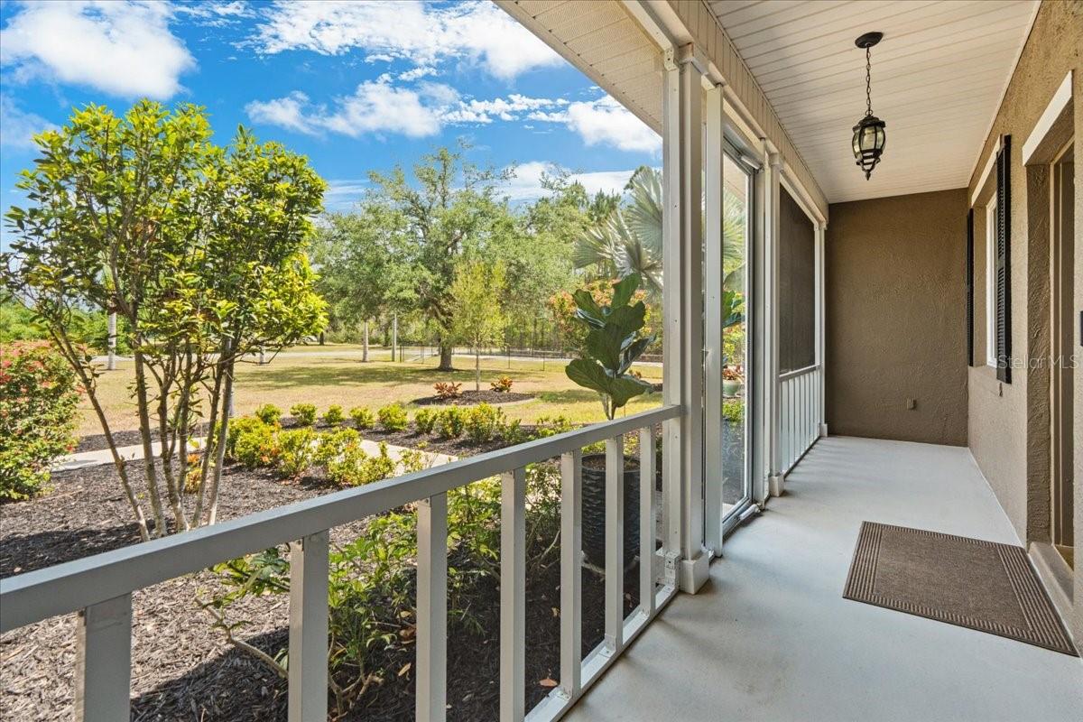 Image 4 of 43 For 19204 Paddock Street