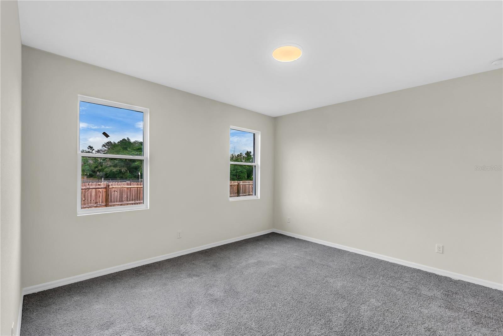 Image 10 of 23 For 31836 Sybil Avenue