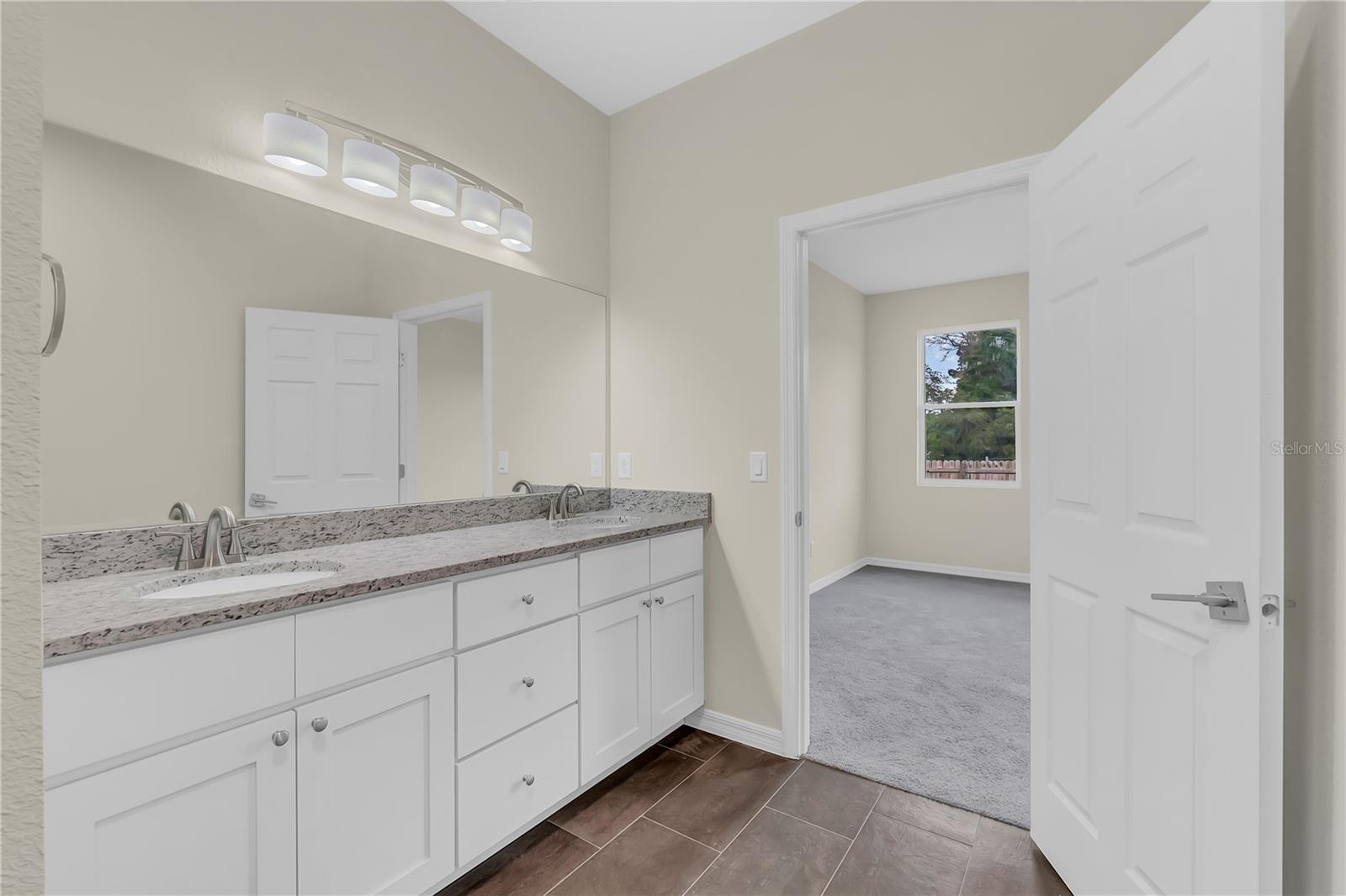 Image 14 of 23 For 31836 Sybil Avenue