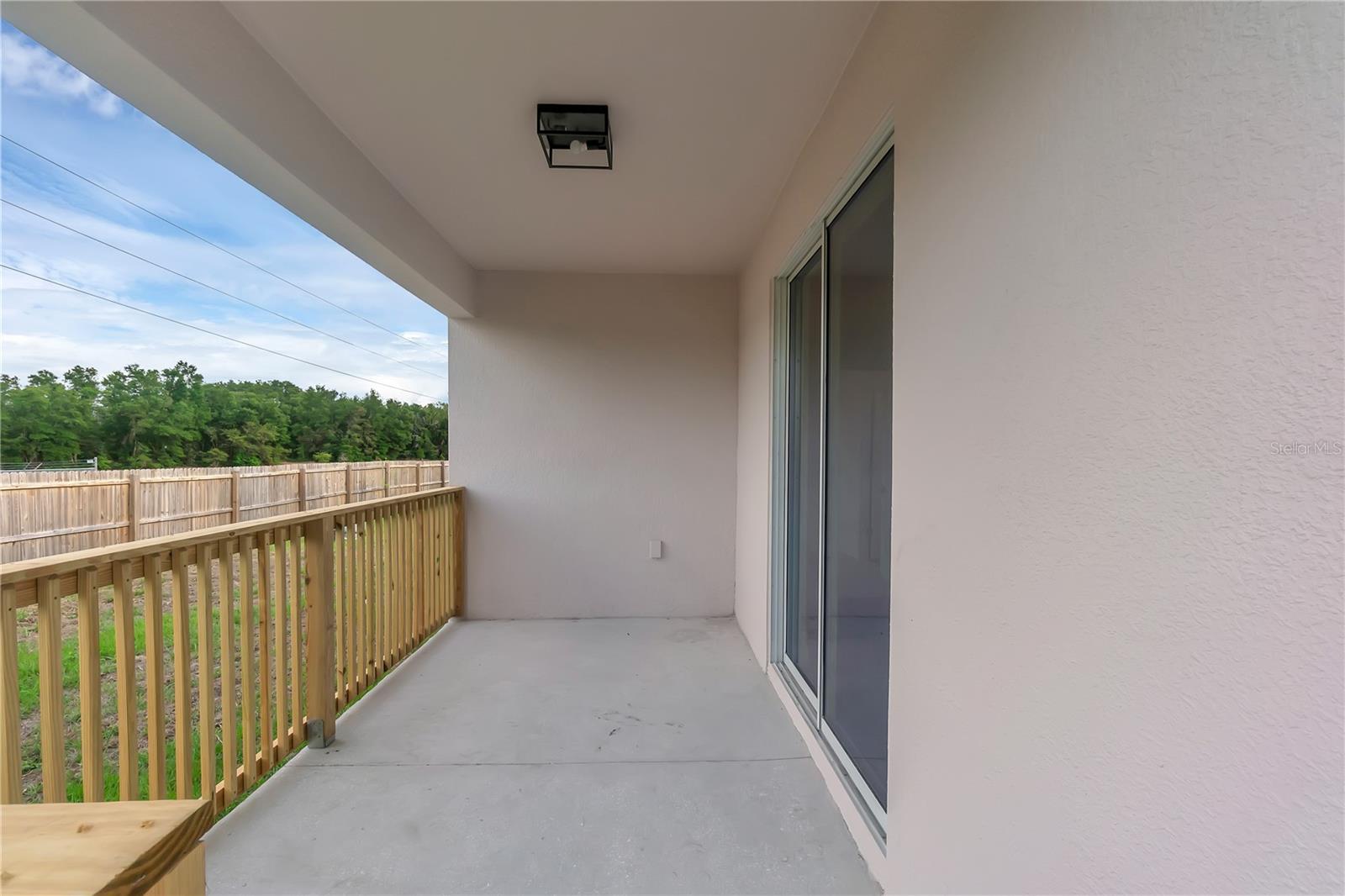 Image 21 of 23 For 31836 Sybil Avenue