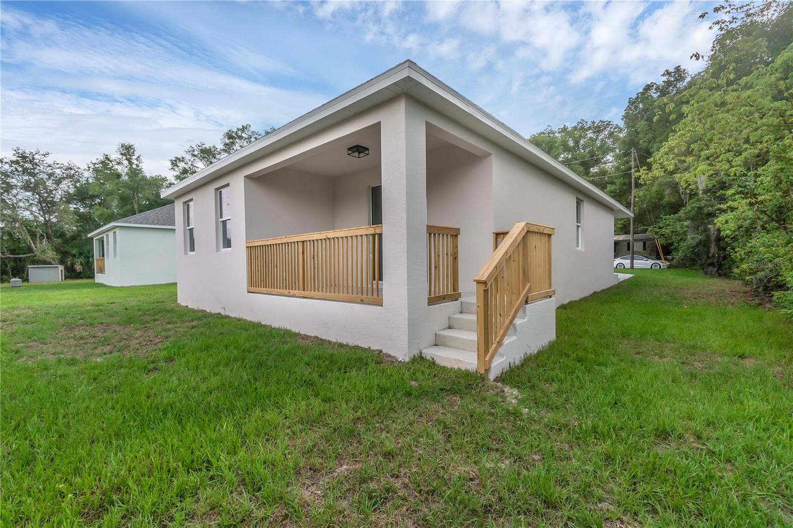 Image 22 of 23 For 31836 Sybil Avenue