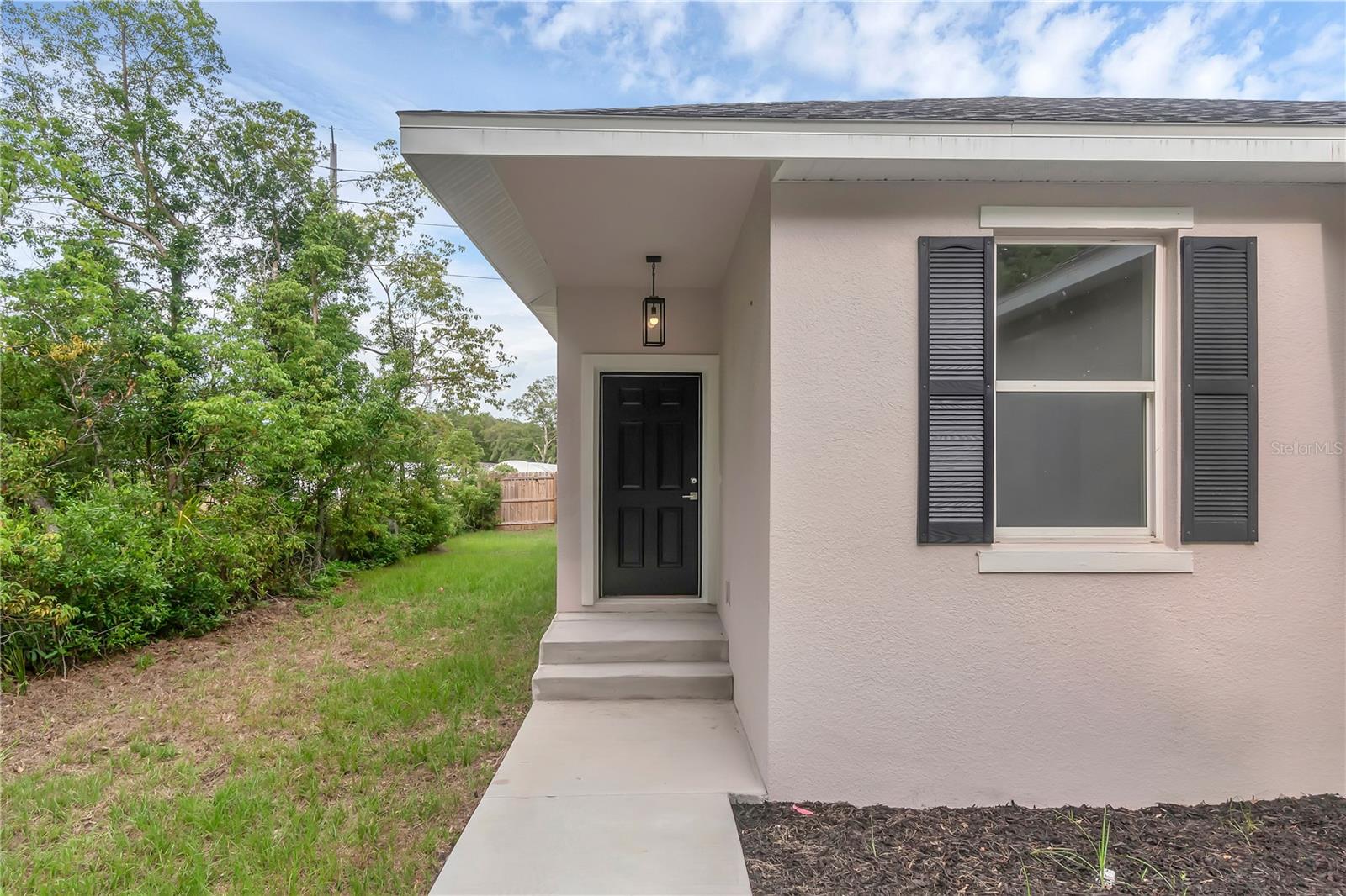 Image 3 of 23 For 31836 Sybil Avenue