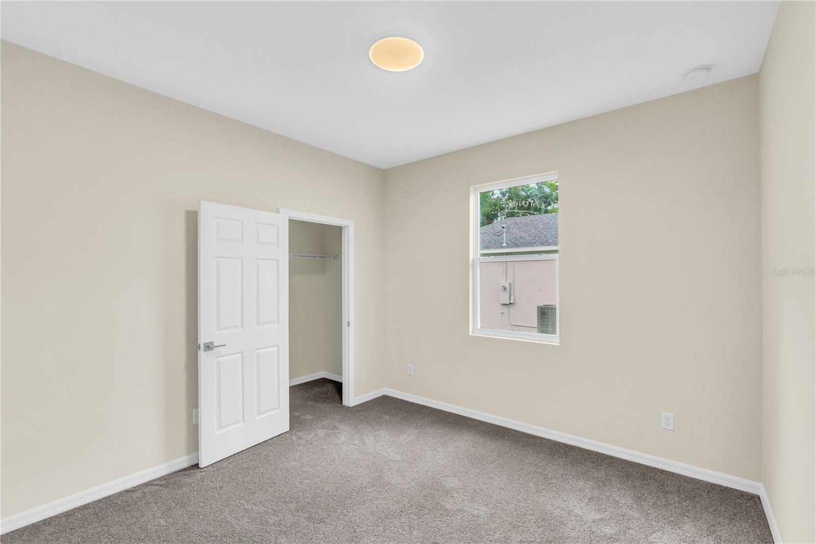 Image 18 of 24 For 31830 Sybil Avenue