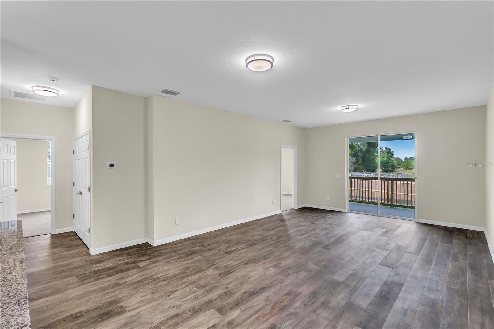 Image 9 of 24 For 31830 Sybil Avenue