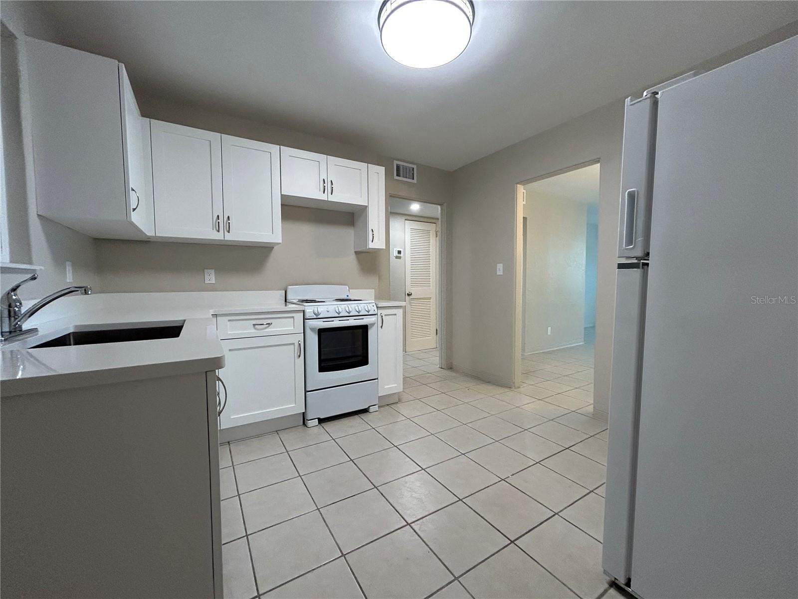 Image 8 of 23 For 1740 Ocean Shore Boulevard 205