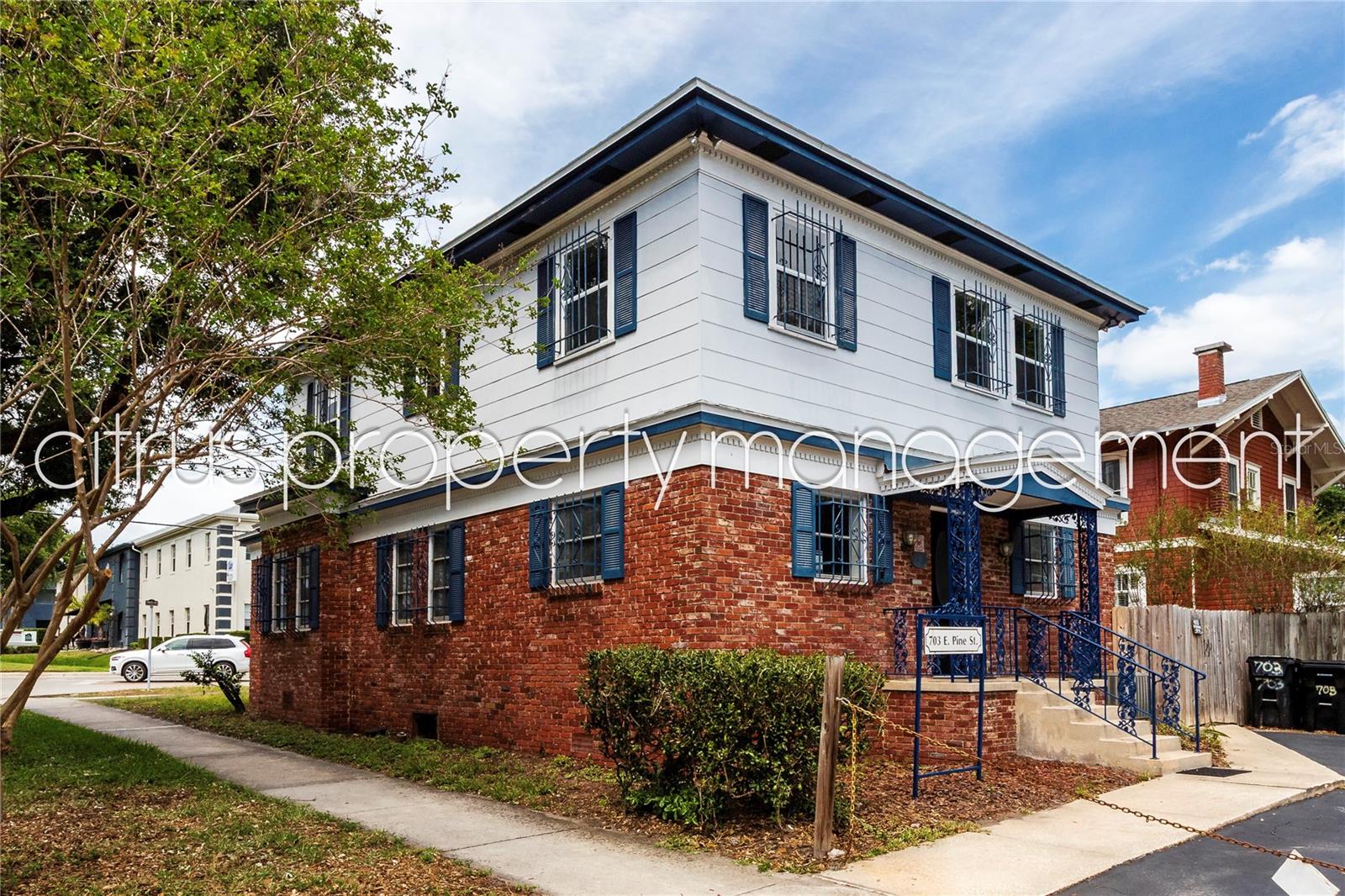 Image 5 of 7 For 703 Pine Street