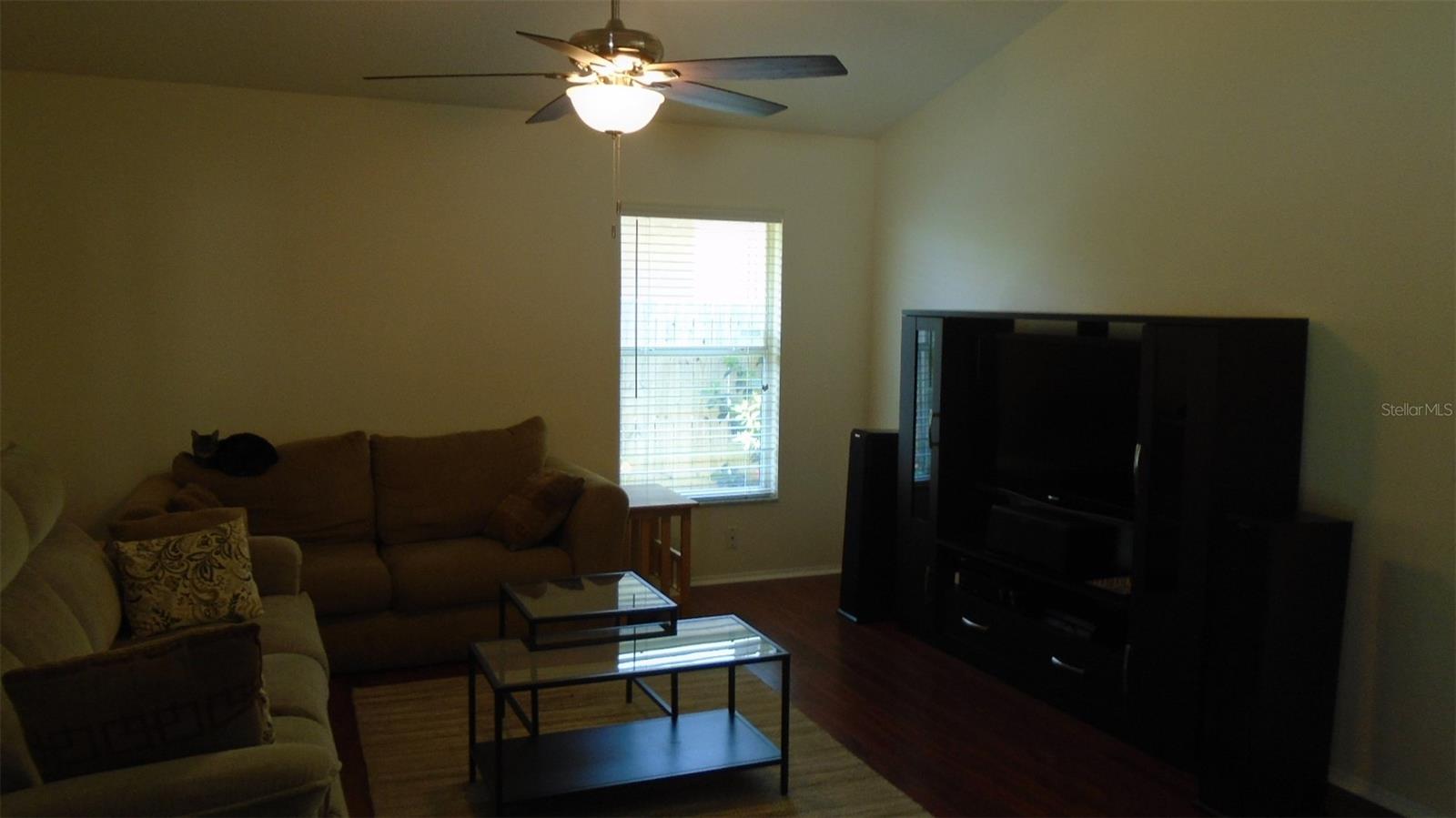 Image 6 of 11 For 958 Islander Avenue