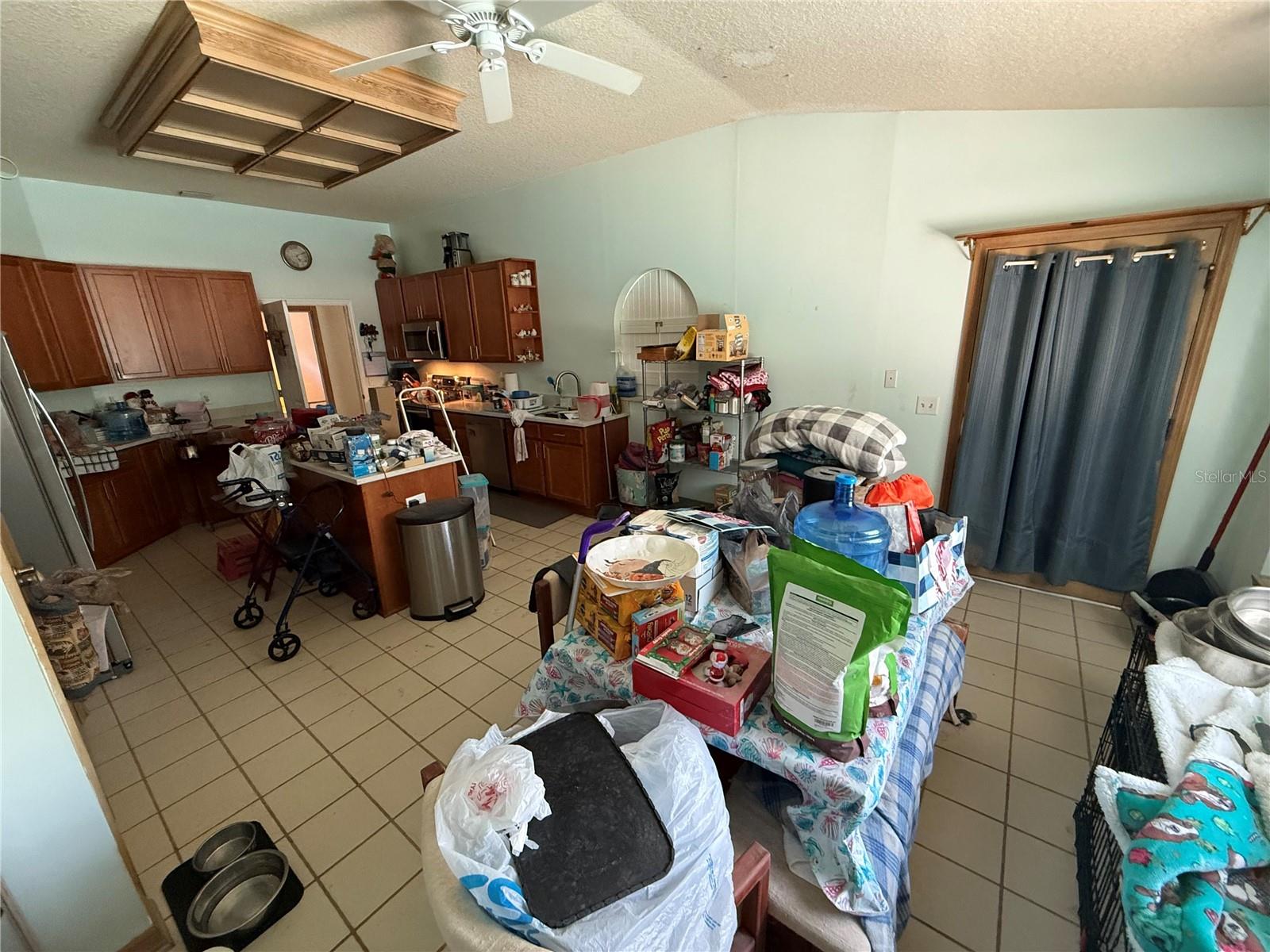 Image 18 of 61 For 2120 Lakebreeze Way