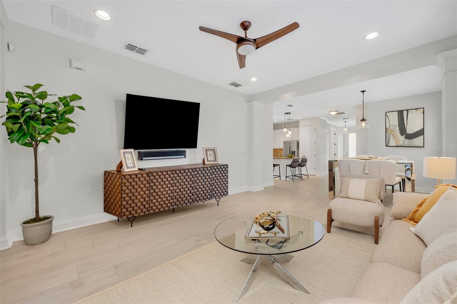 Image 11 of 52 For 13913 Hahn Lane