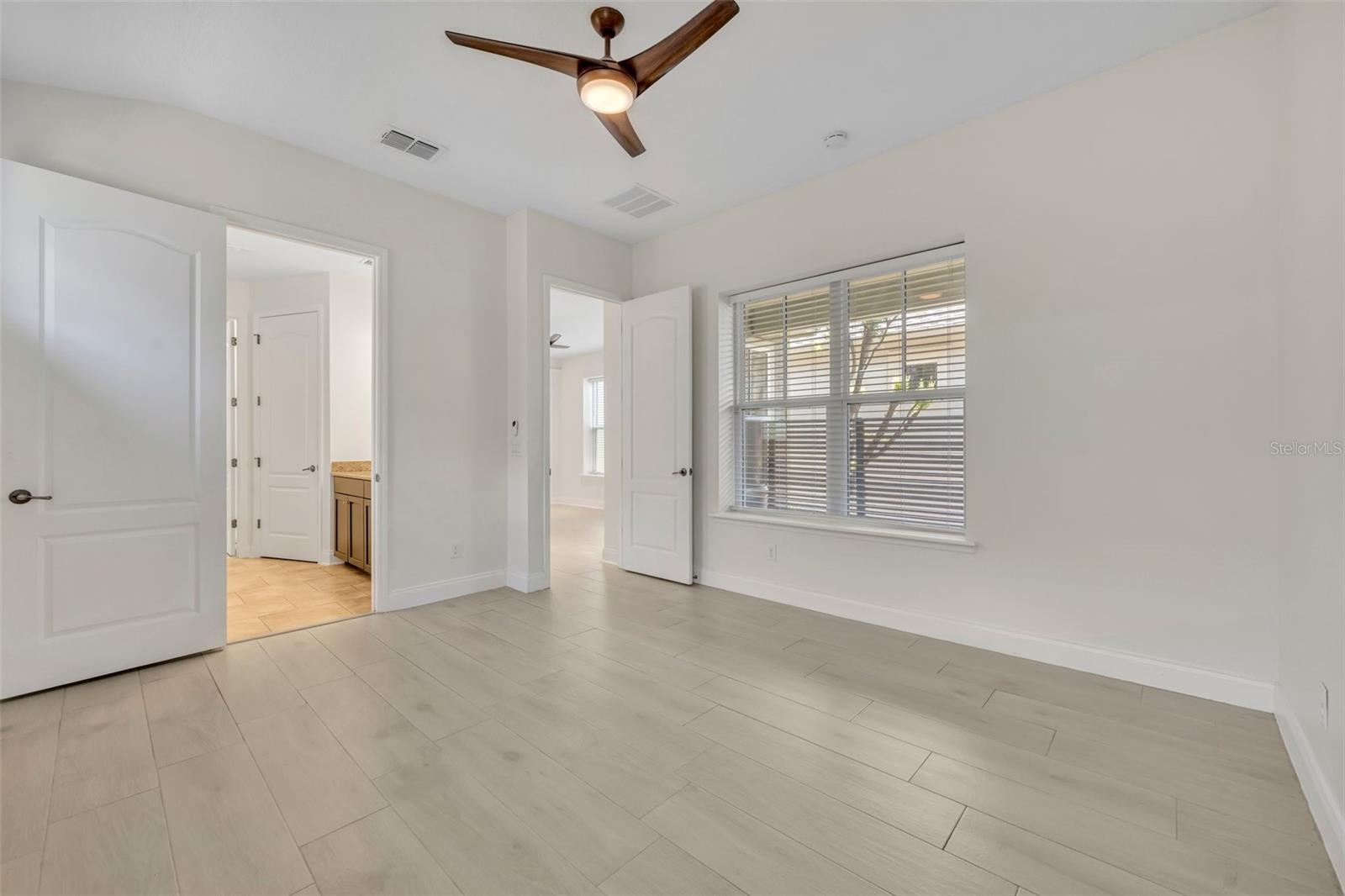 Image 20 of 52 For 13913 Hahn Lane