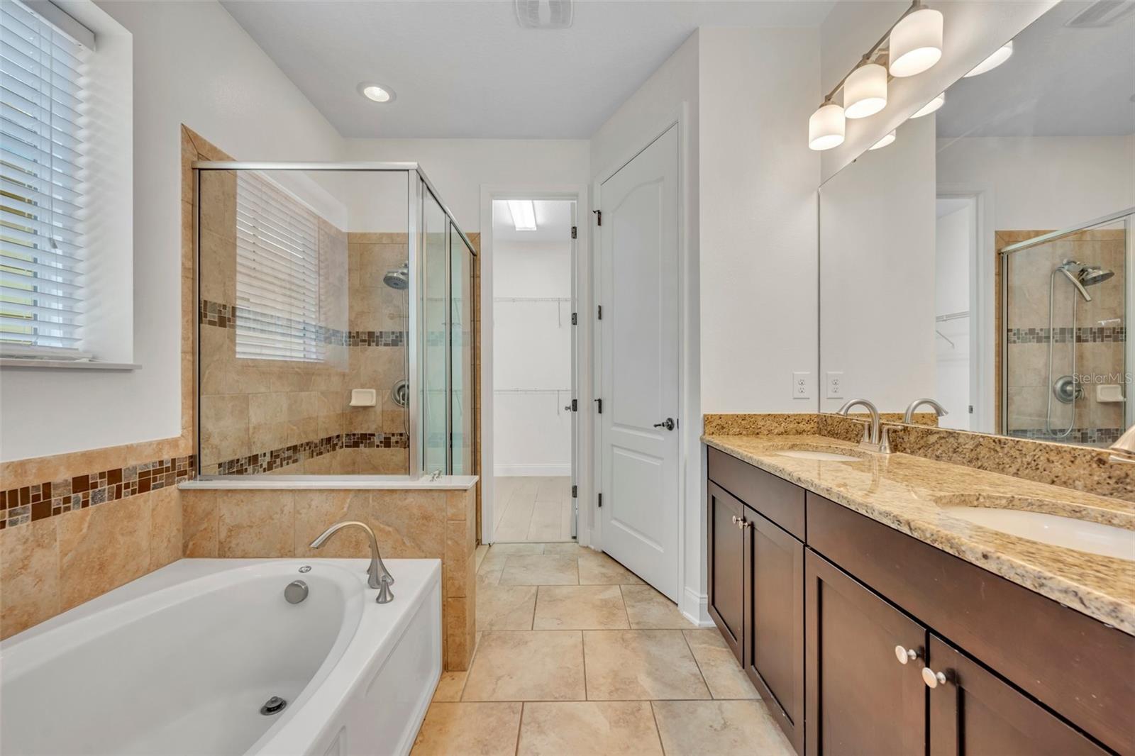 Image 21 of 52 For 13913 Hahn Lane
