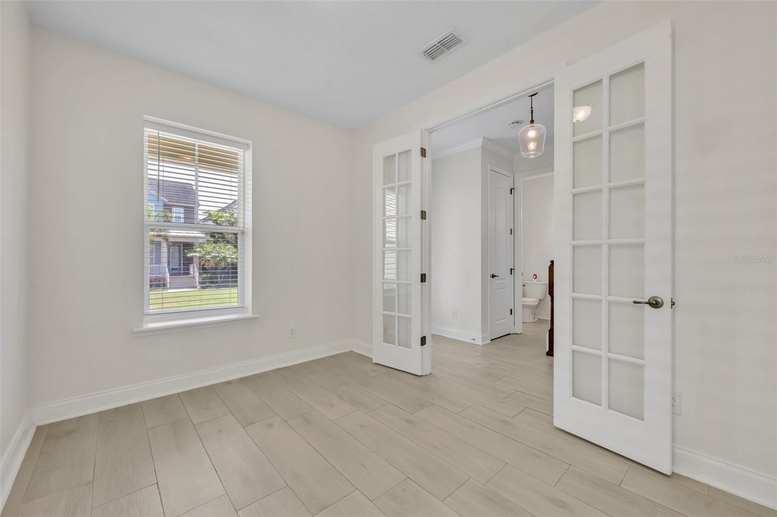 Image 7 of 52 For 13913 Hahn Lane
