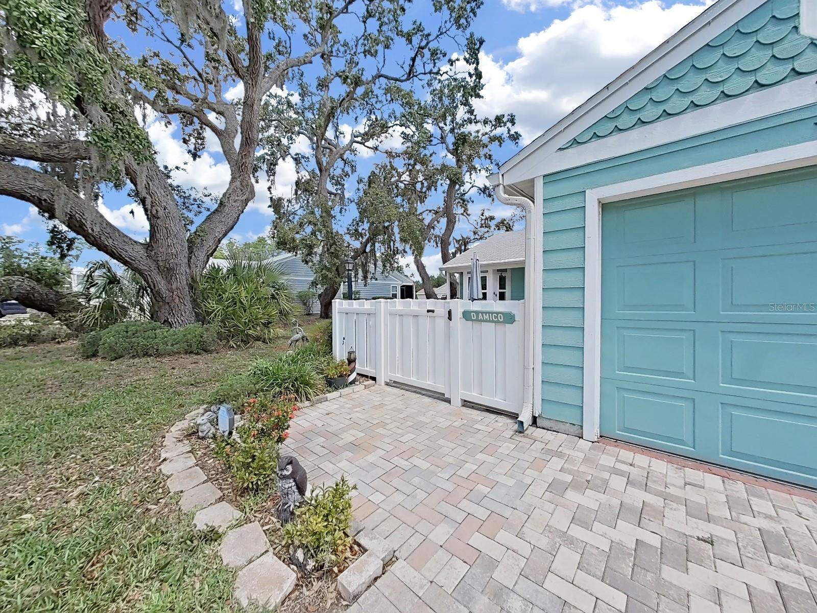 Image 16 of 55 For 12519 Knollbrook Lane