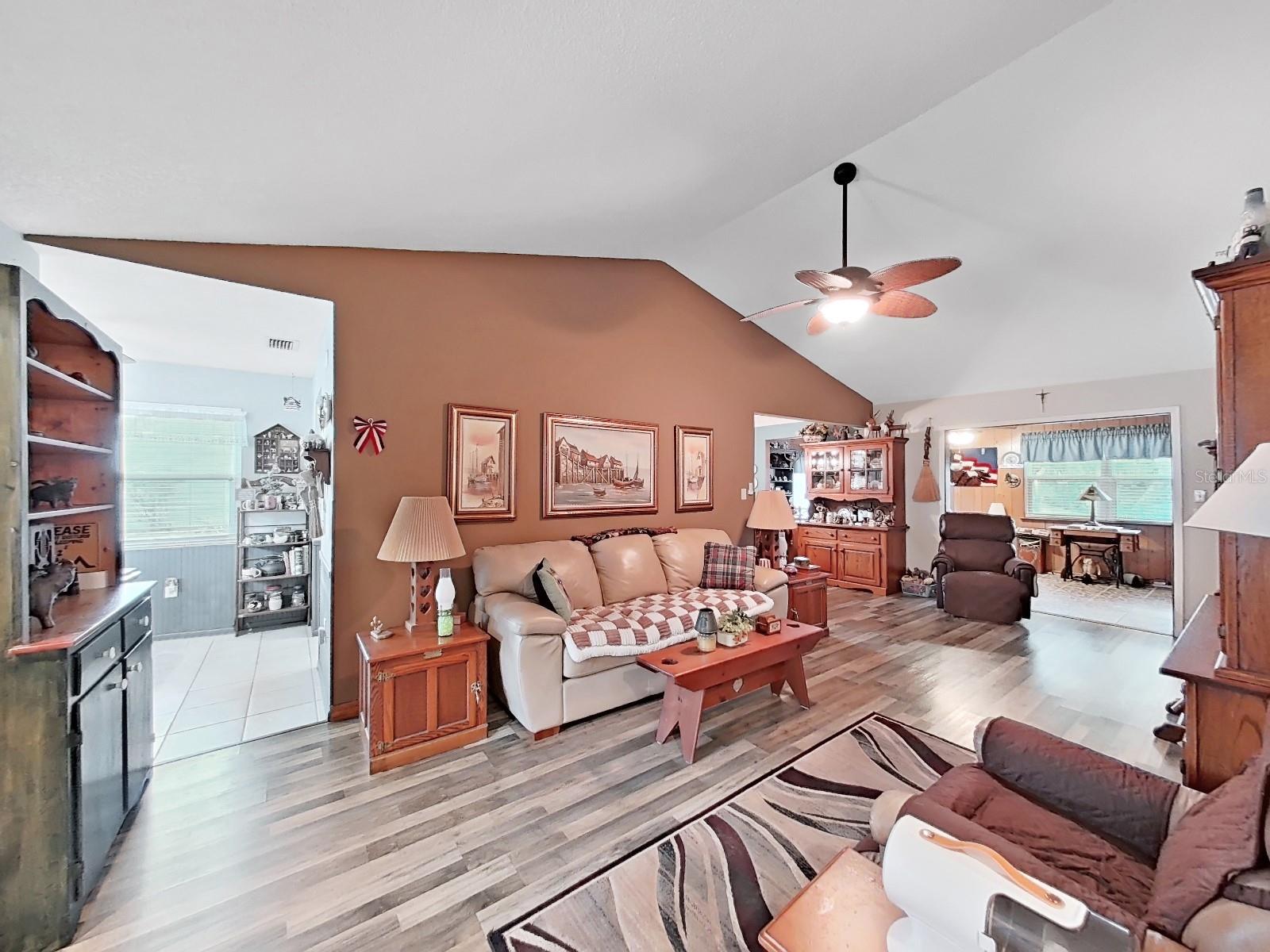 Image 25 of 55 For 12519 Knollbrook Lane