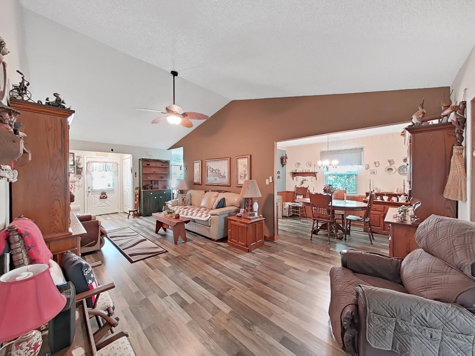 Image 30 of 55 For 12519 Knollbrook Lane