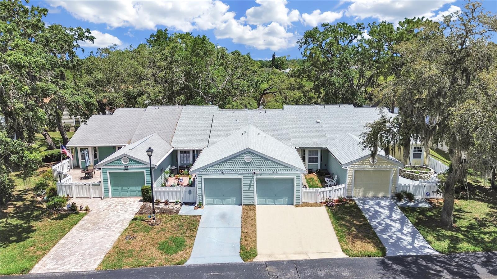 Image 4 of 55 For 12519 Knollbrook Lane