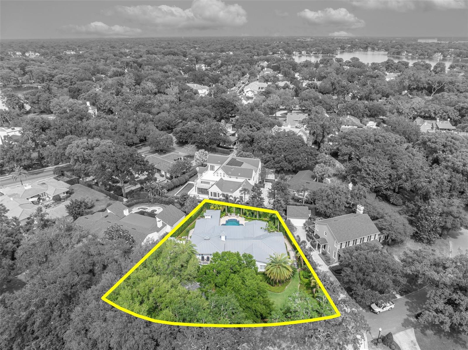 Image 73 of 81 For 940 Lincoln Circle
