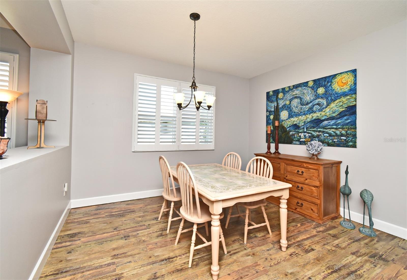 Image 15 of 48 For 9732 Royal Vista Avenue
