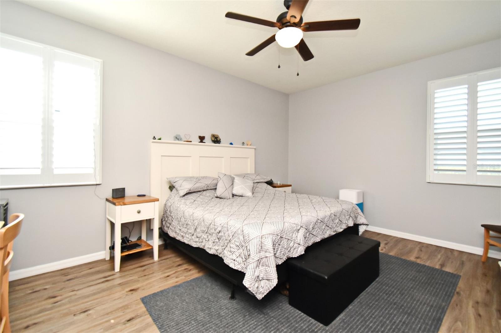 Image 20 of 48 For 9732 Royal Vista Avenue