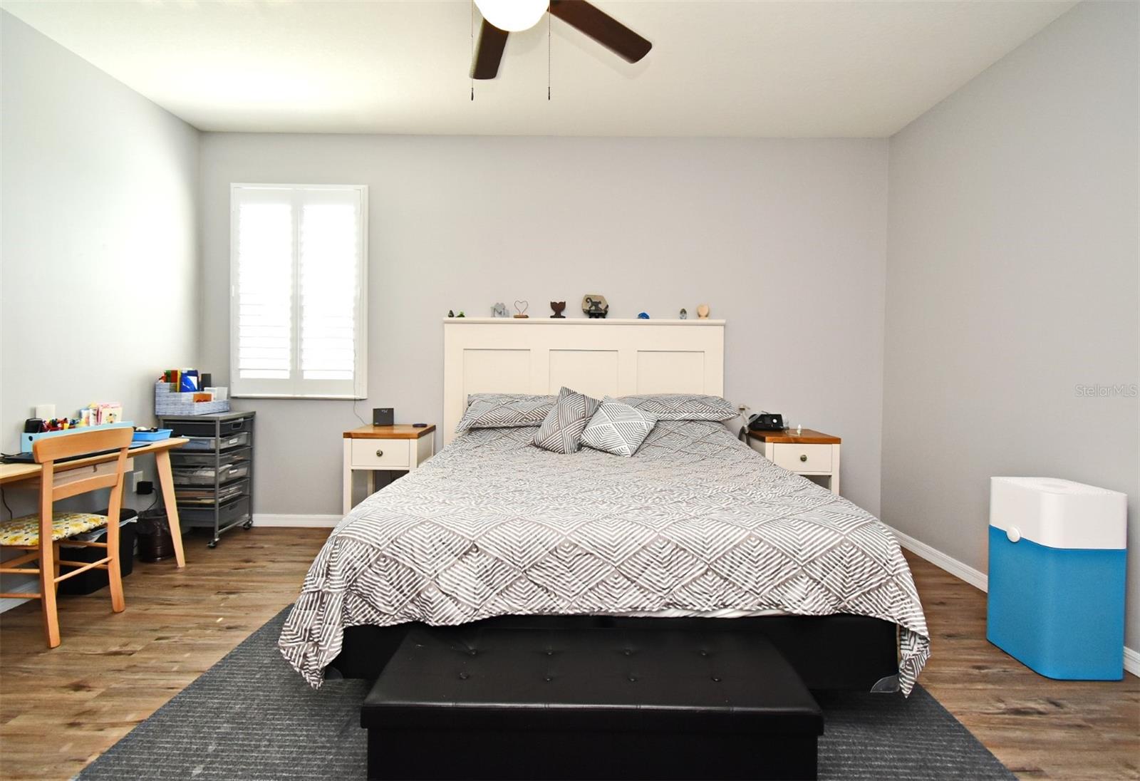 Image 21 of 48 For 9732 Royal Vista Avenue