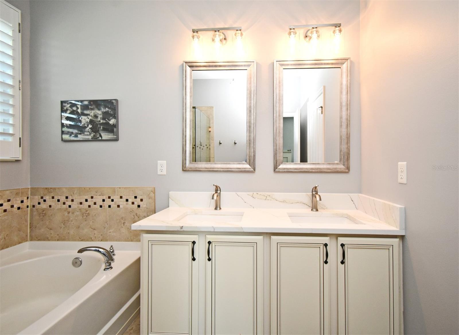 Image 23 of 48 For 9732 Royal Vista Avenue