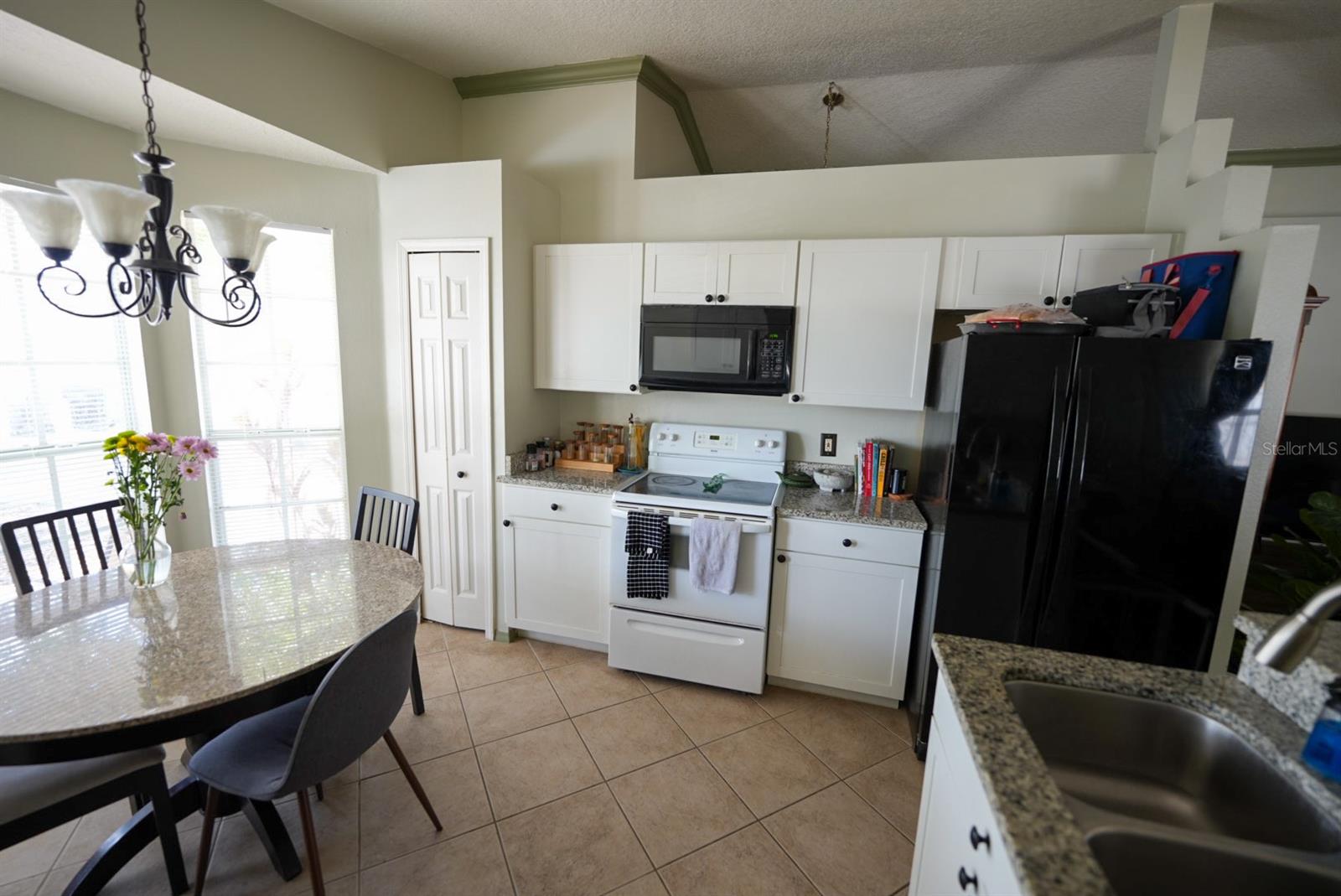 Image 9 of 24 For 10255 Cody Lane