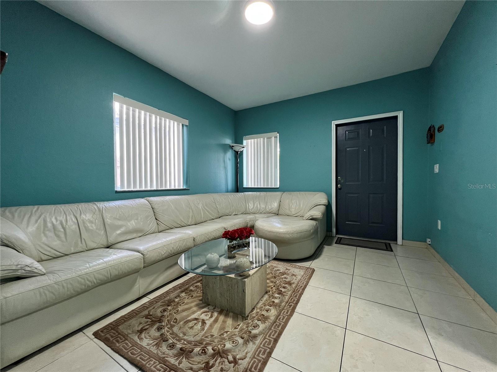 Image 2 of 14 For 715 12th Terrace