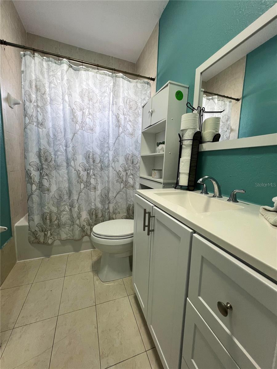 Image 6 of 14 For 715 12th Terrace