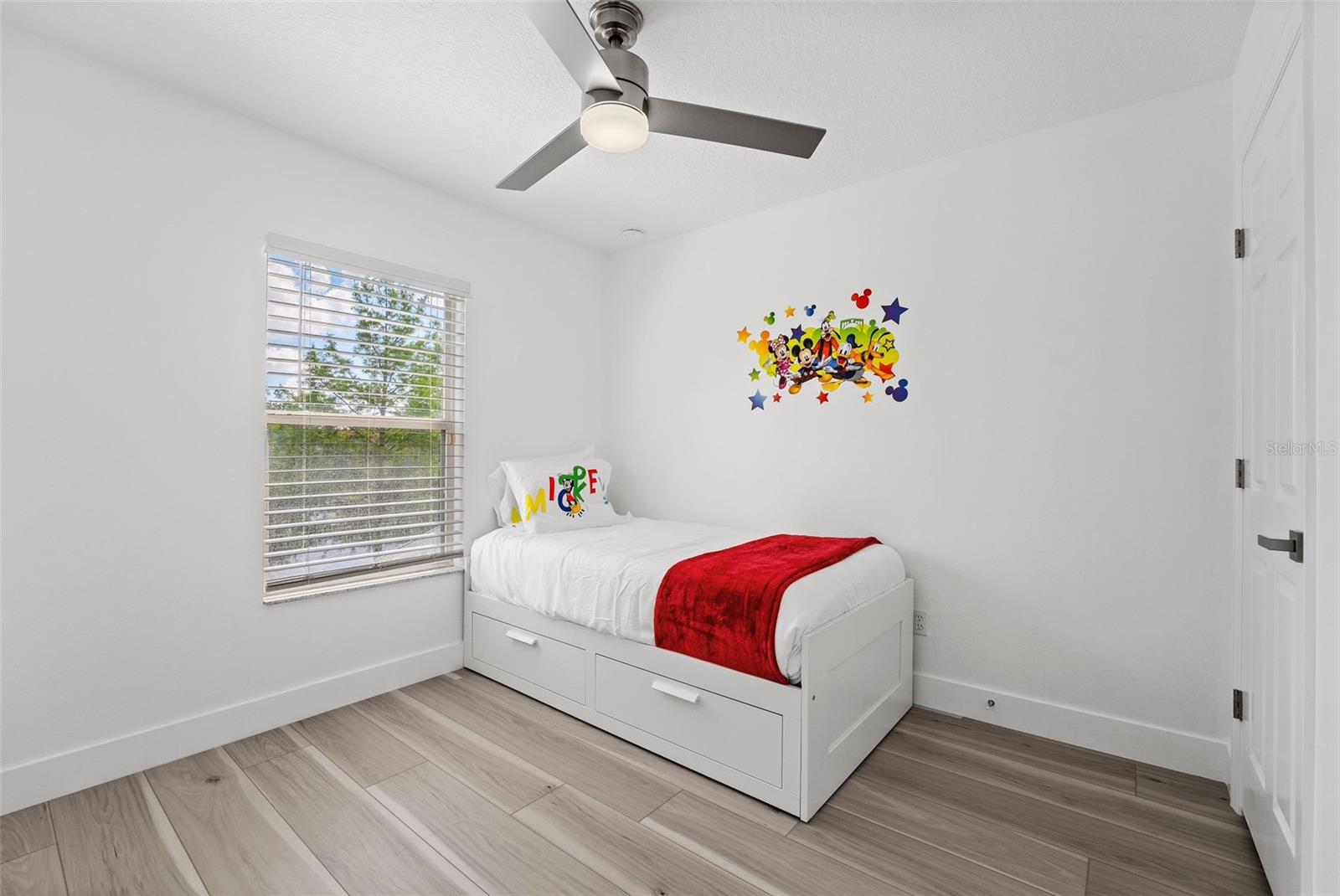 Image 9 of 26 For 3045 Yellow Lantana Lane