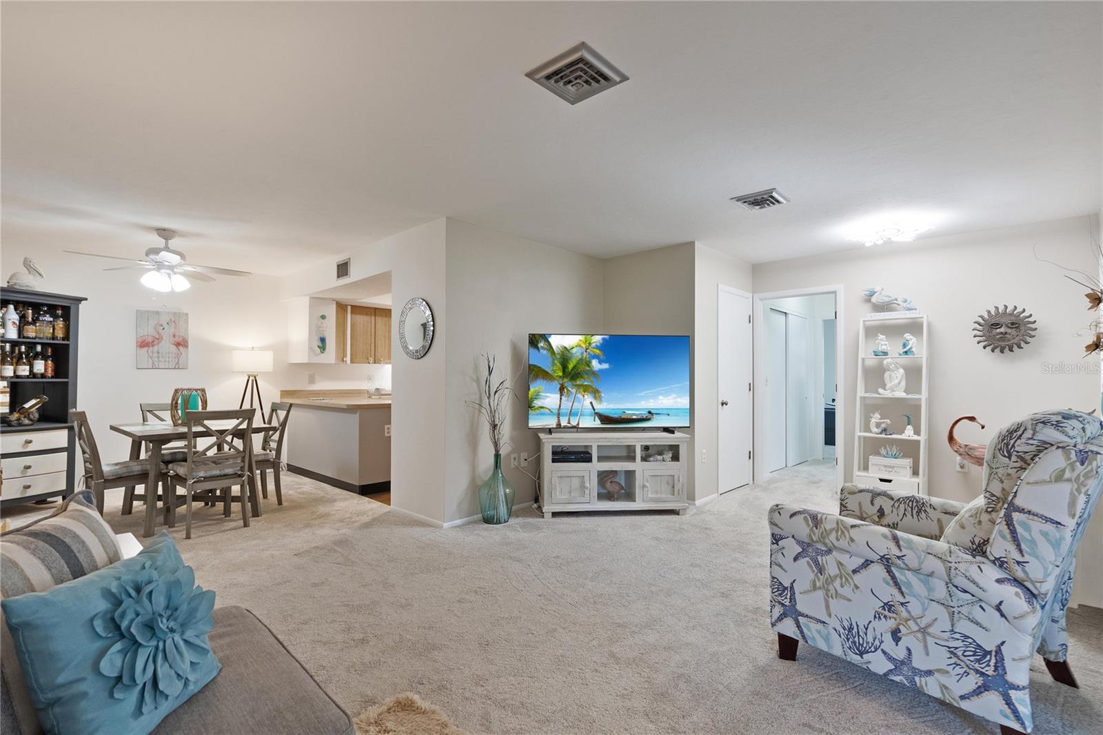 Image 17 of 36 For 6108 Penny Lane 0