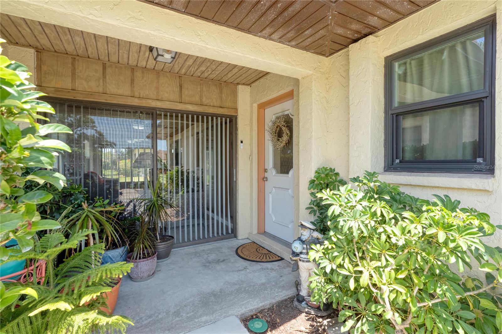 Image 5 of 36 For 6108 Penny Lane 0