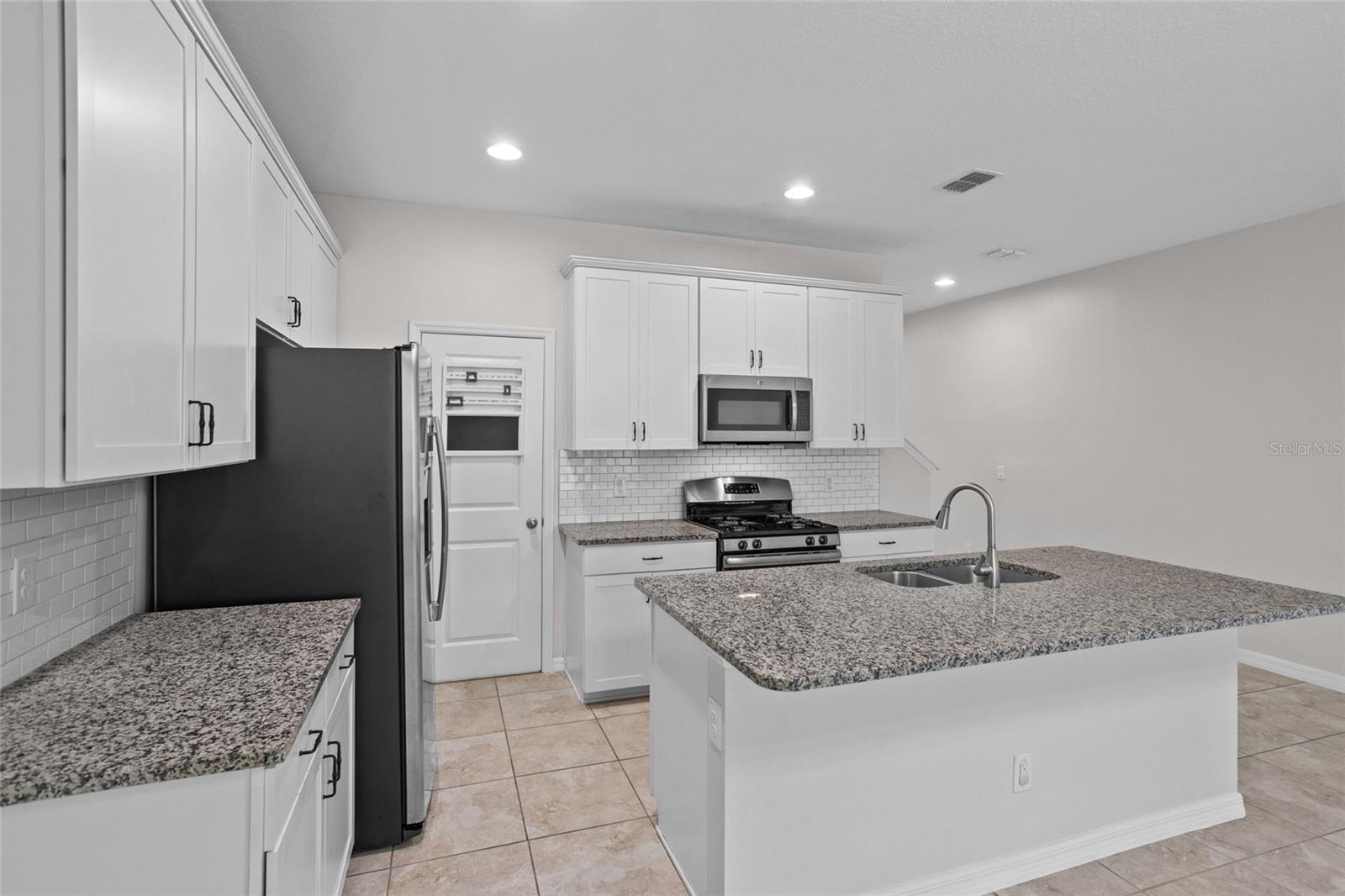 Image 8 of 33 For 15651 Kinnow Mandarin Lane