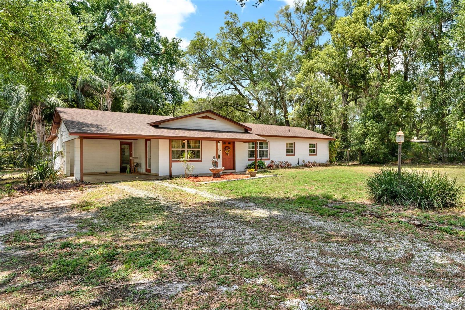 Image 4 of 40 For 474 Overstreet Avenue