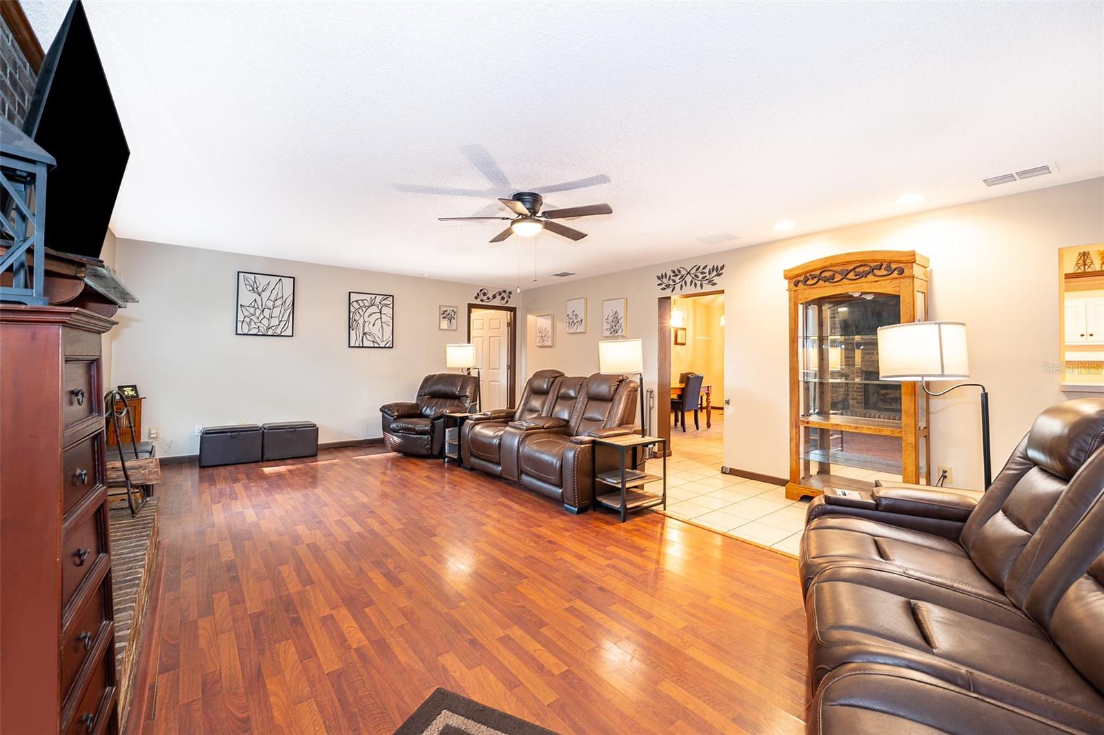 Image 15 of 31 For 3049 Condel Drive