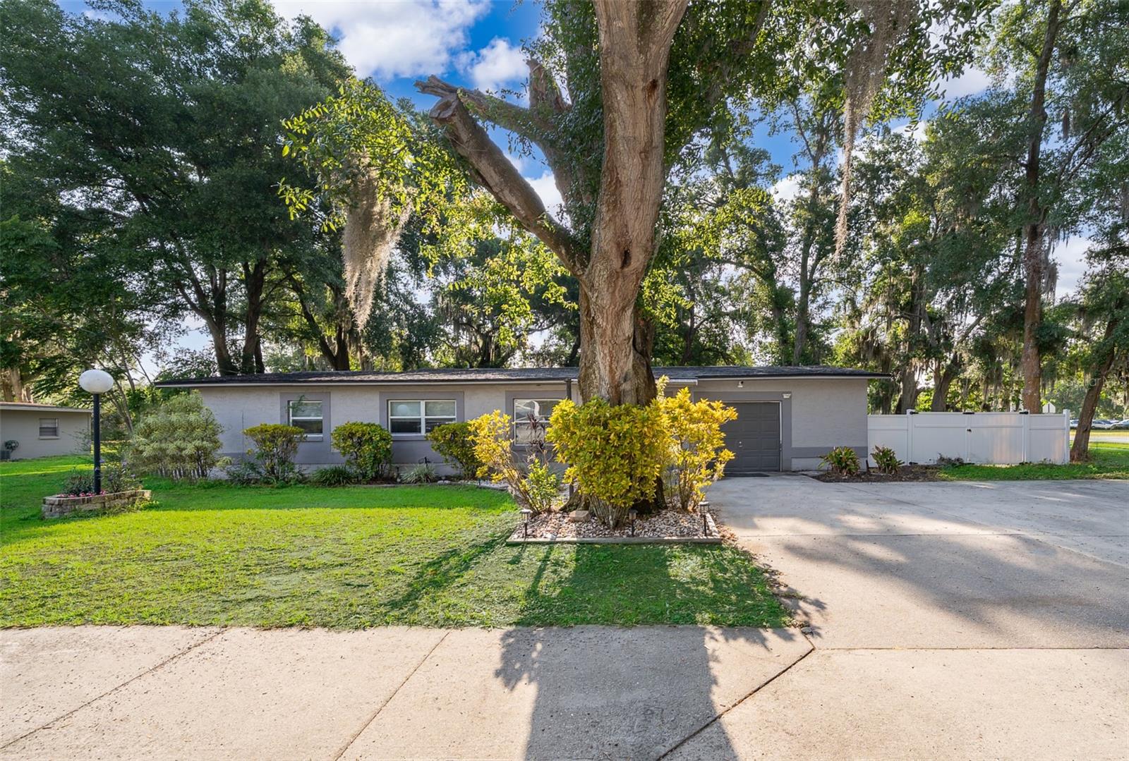 Image 3 of 31 For 3049 Condel Drive