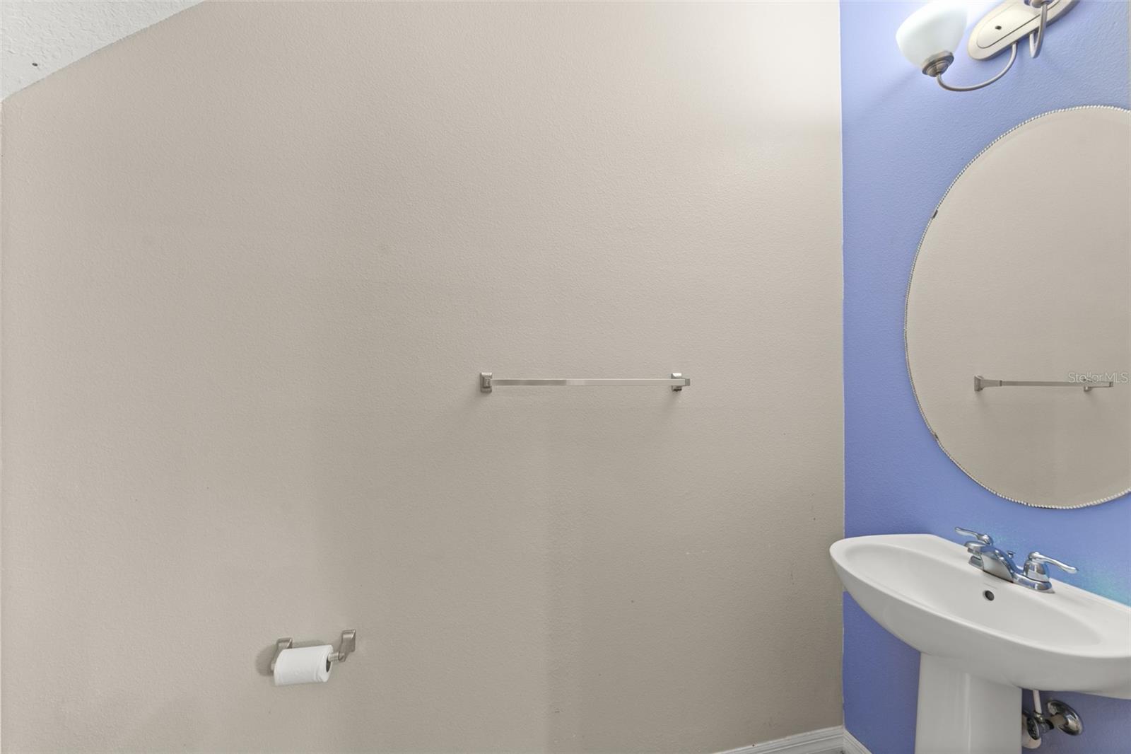 Image 4 of 33 For 1774 Peterson Place