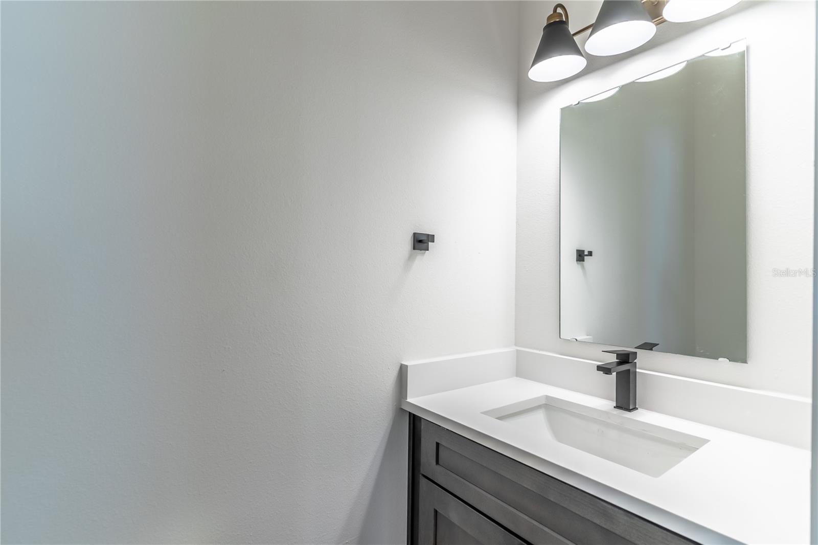 Image 12 of 27 For 1321 Weber Street