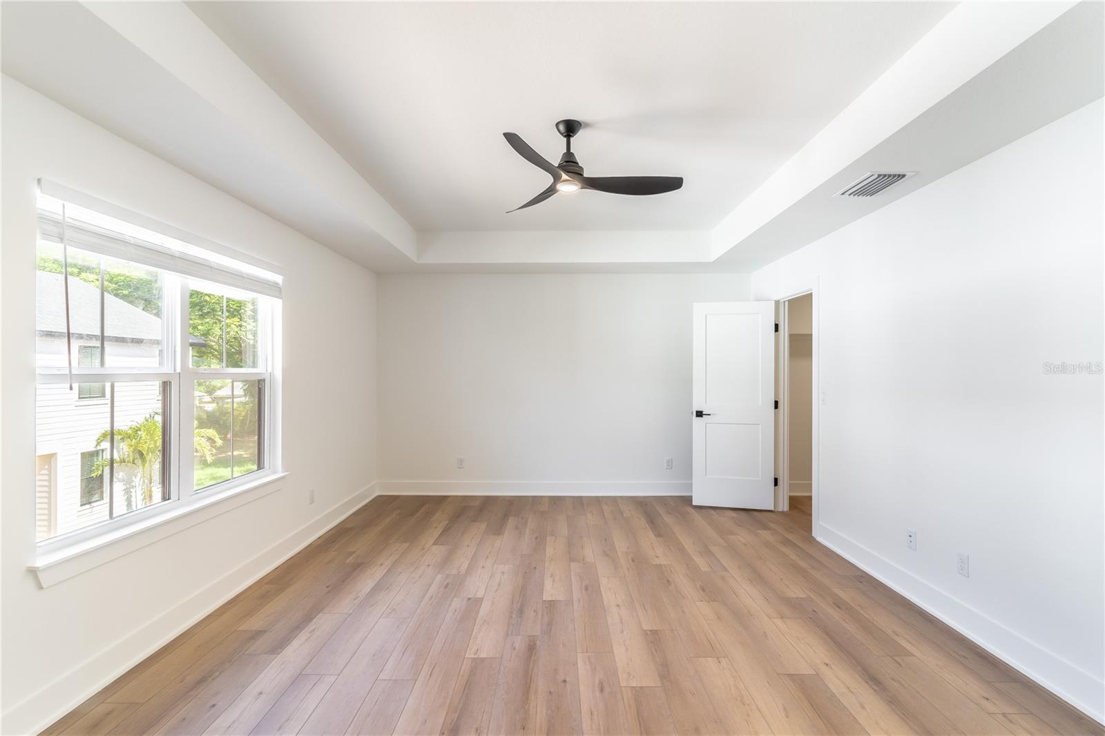 Image 14 of 27 For 1321 Weber Street
