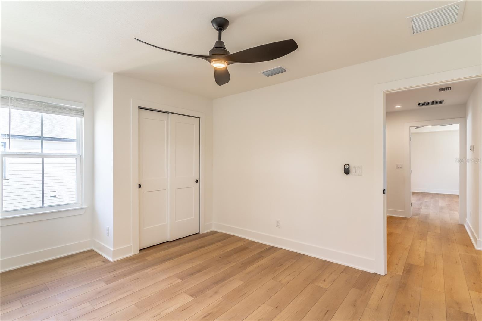 Image 21 of 27 For 1321 Weber Street