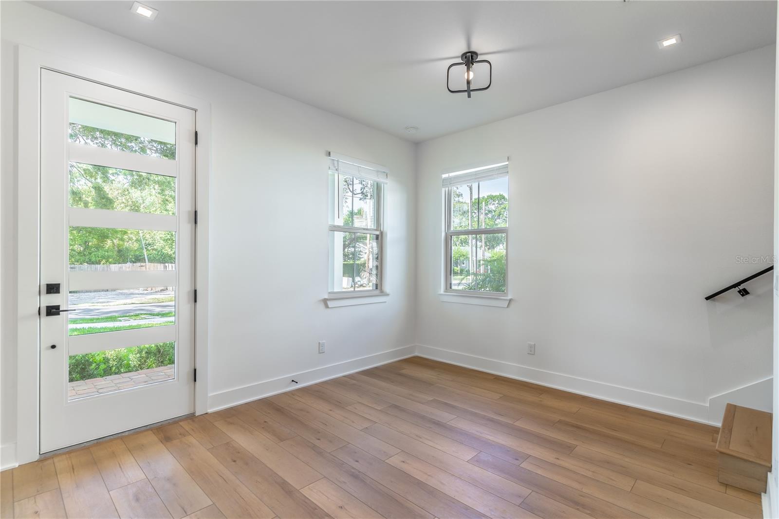 Image 8 of 27 For 1321 Weber Street