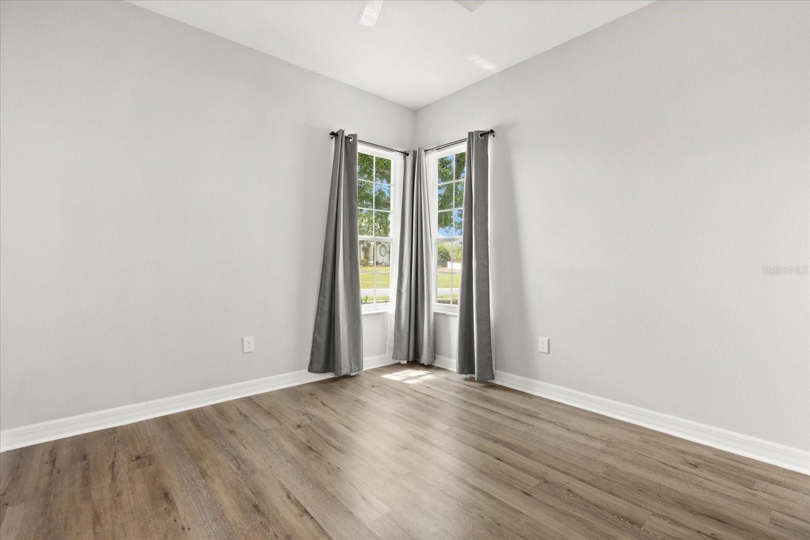 Image 19 of 37 For 7978 Sea Pearl Circle