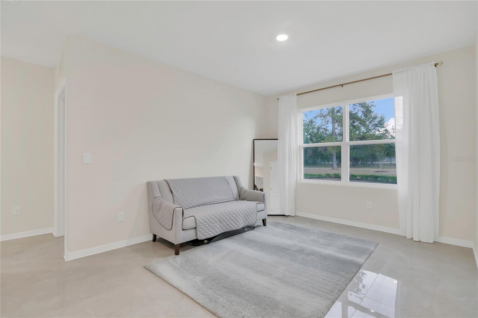 Image 18 of 28 For 1541 Tali Lane