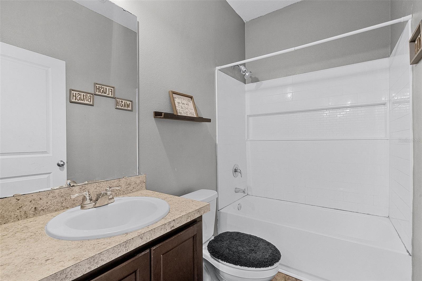 Image 14 of 39 For 3519 Fernanda Drive