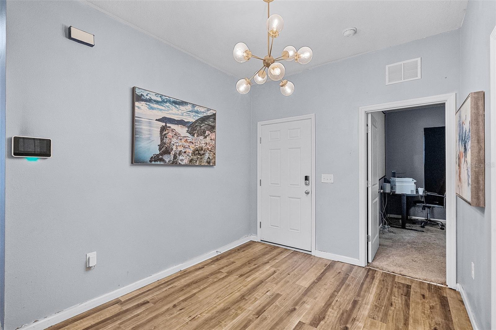 Image 17 of 39 For 3519 Fernanda Drive